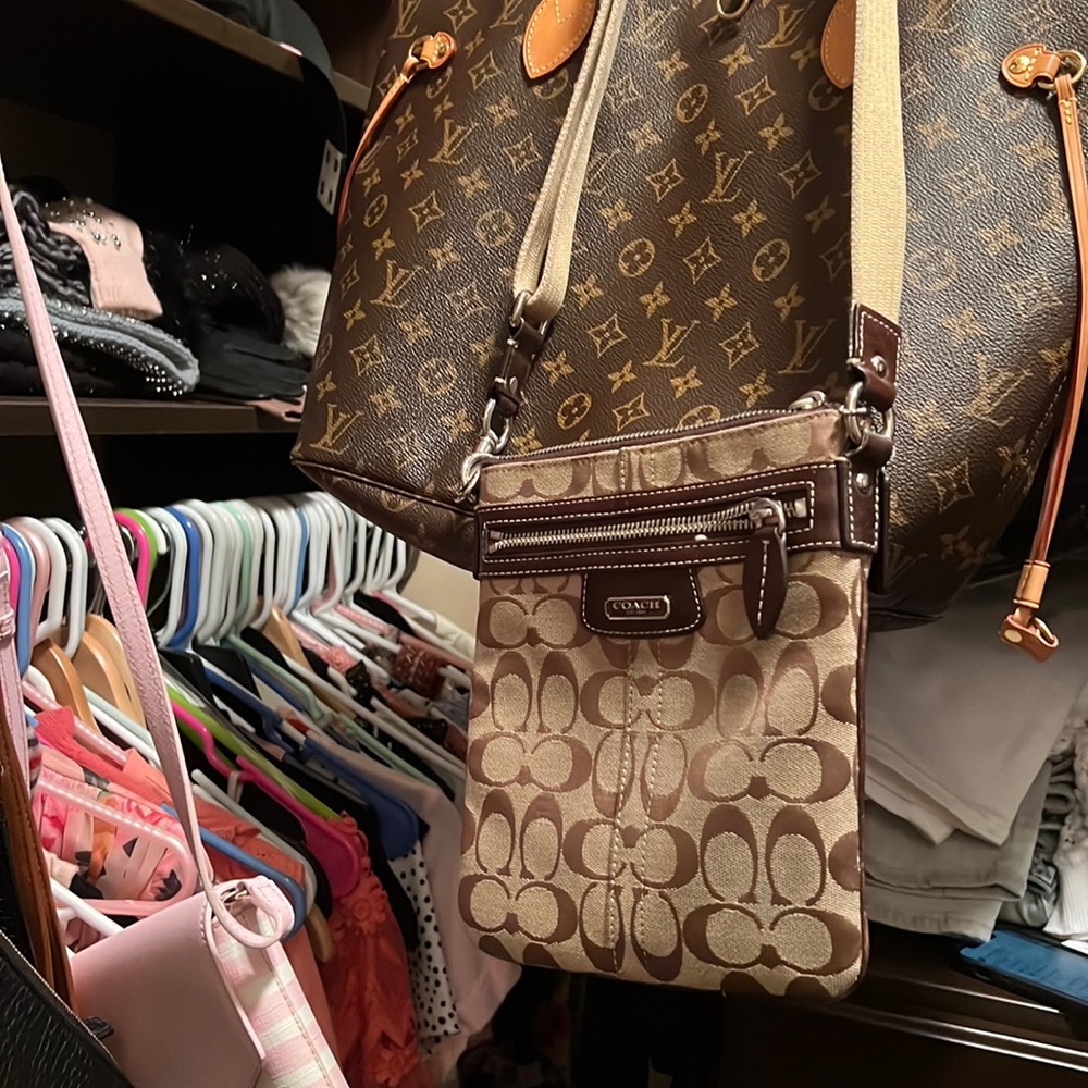 Super cute coach bag